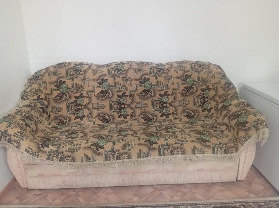 Продам диван и 2 кресла