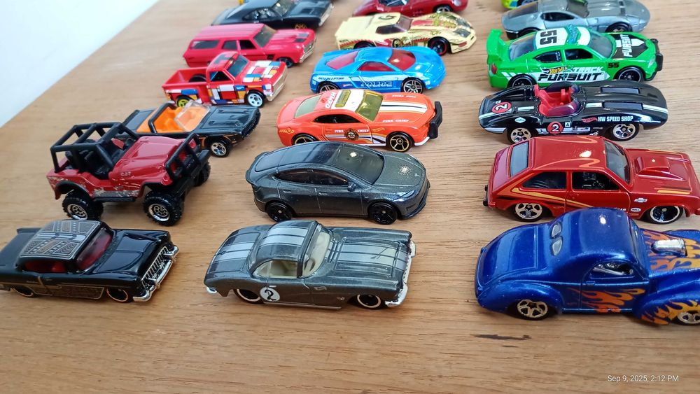Метални колички Hot Wheels Matchbox Хот Уилс Мачбокс Welly Maisto