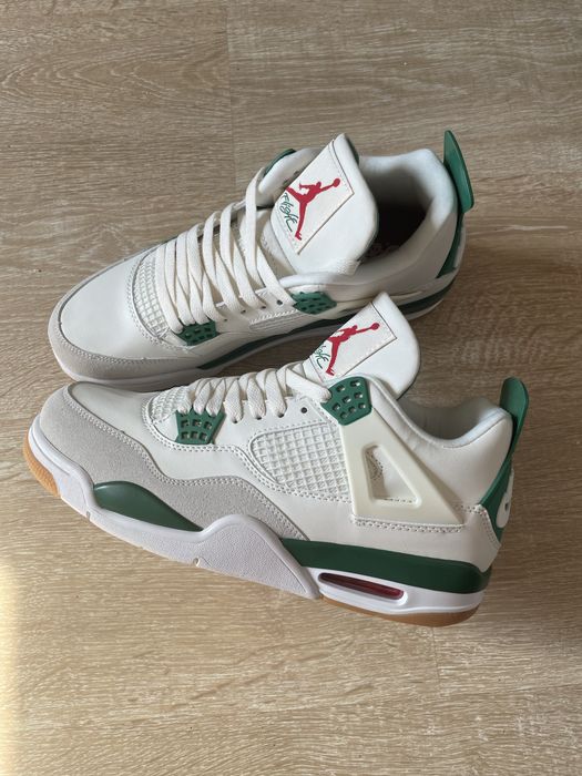 Jordan 4 green pine