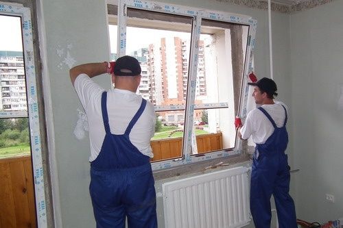 Изготовление пластиковых окон и дверей. Пластиковые окна Рехау. Балкон