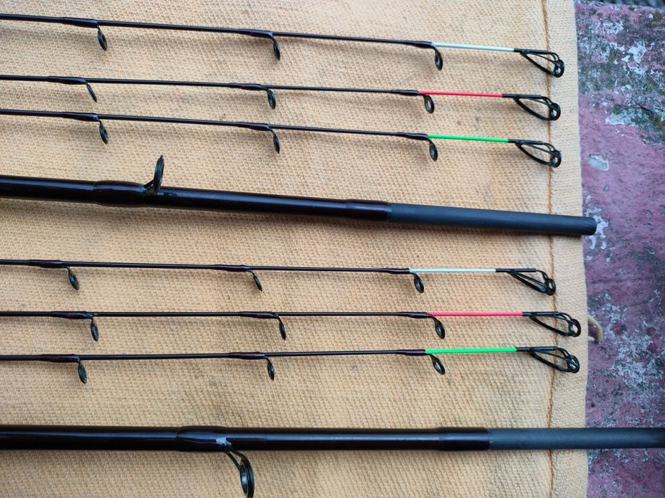2 Lansete feeder Korum Allrounder 10ft/1,1 lb+husa Delphin Porta 2/3,6