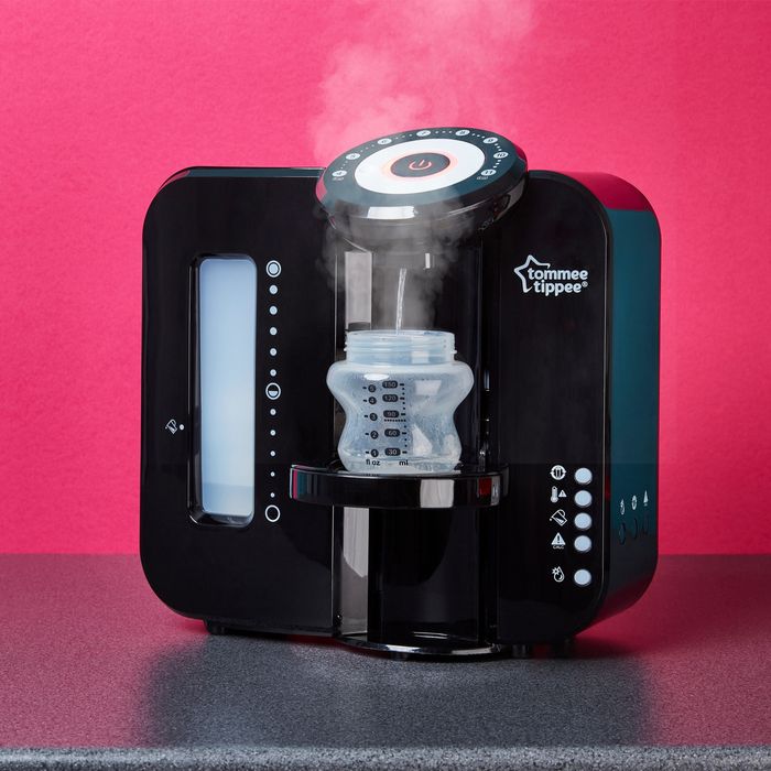 TOMMEE TIPPEE Електрически уред за приготвяне на адаптирано мляко