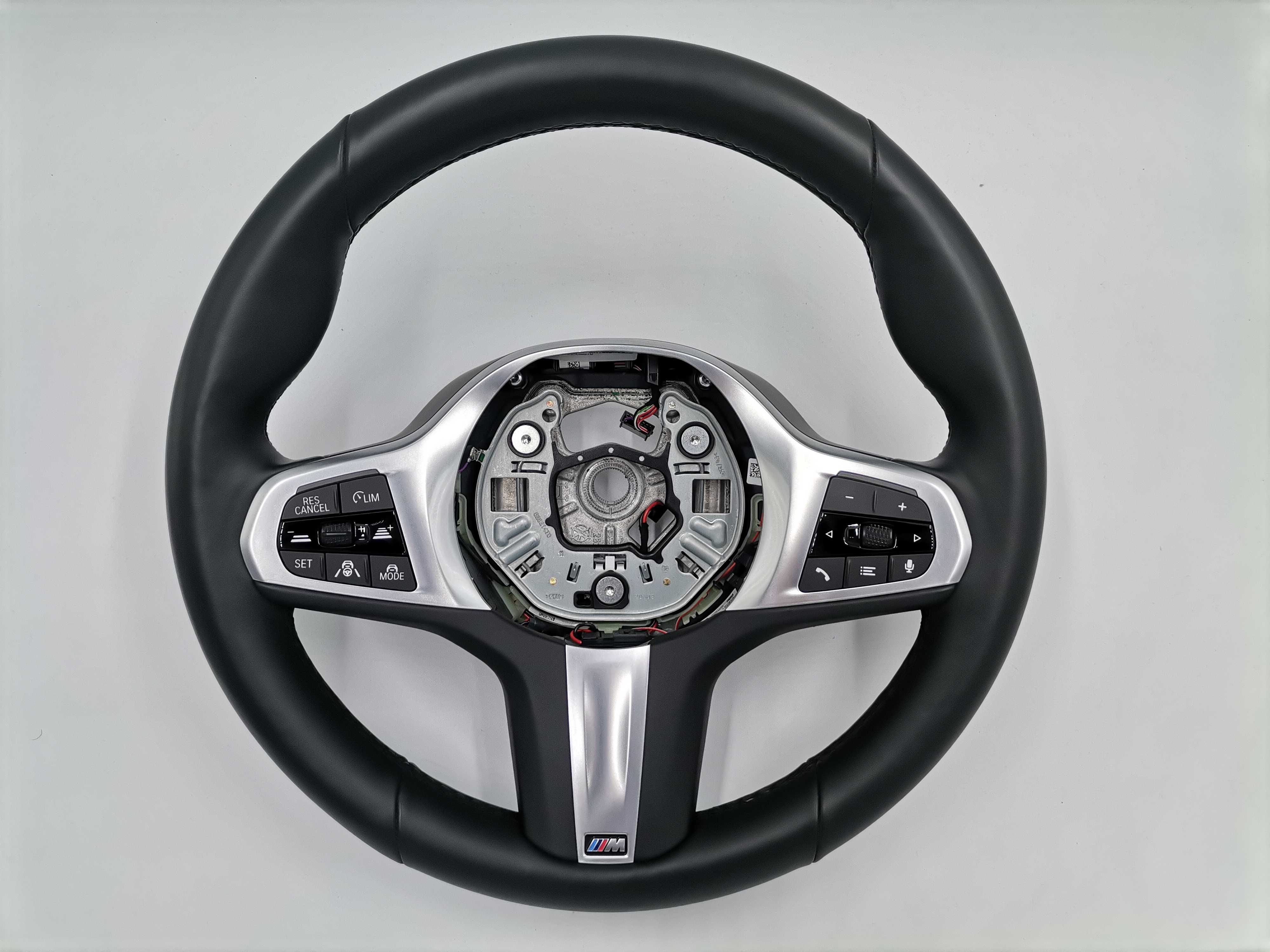 M Sport Спортен Волан BMW G20 G21 G22 G26 G30 G31 G14 G15 G01 G11 G05