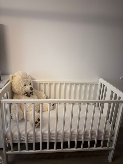 Donez pătuț cu saltea bebeluși