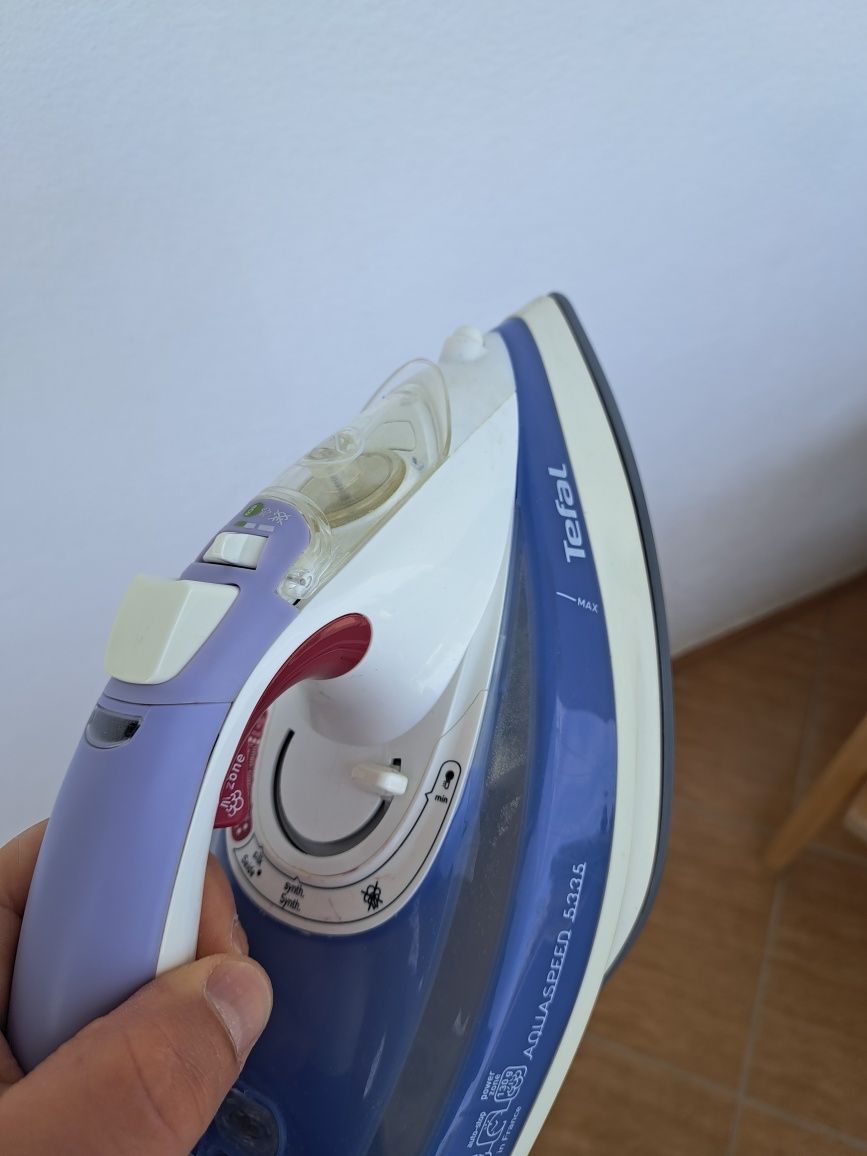 Fier de calcat tefal