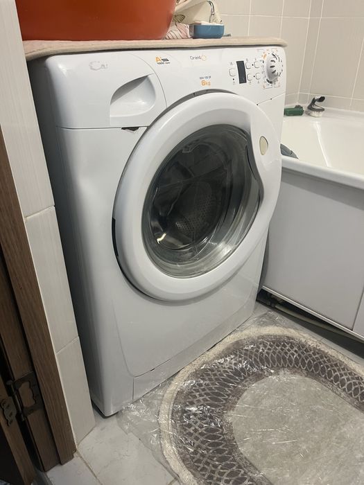 Отдам стиральную машинку за шоколадку )