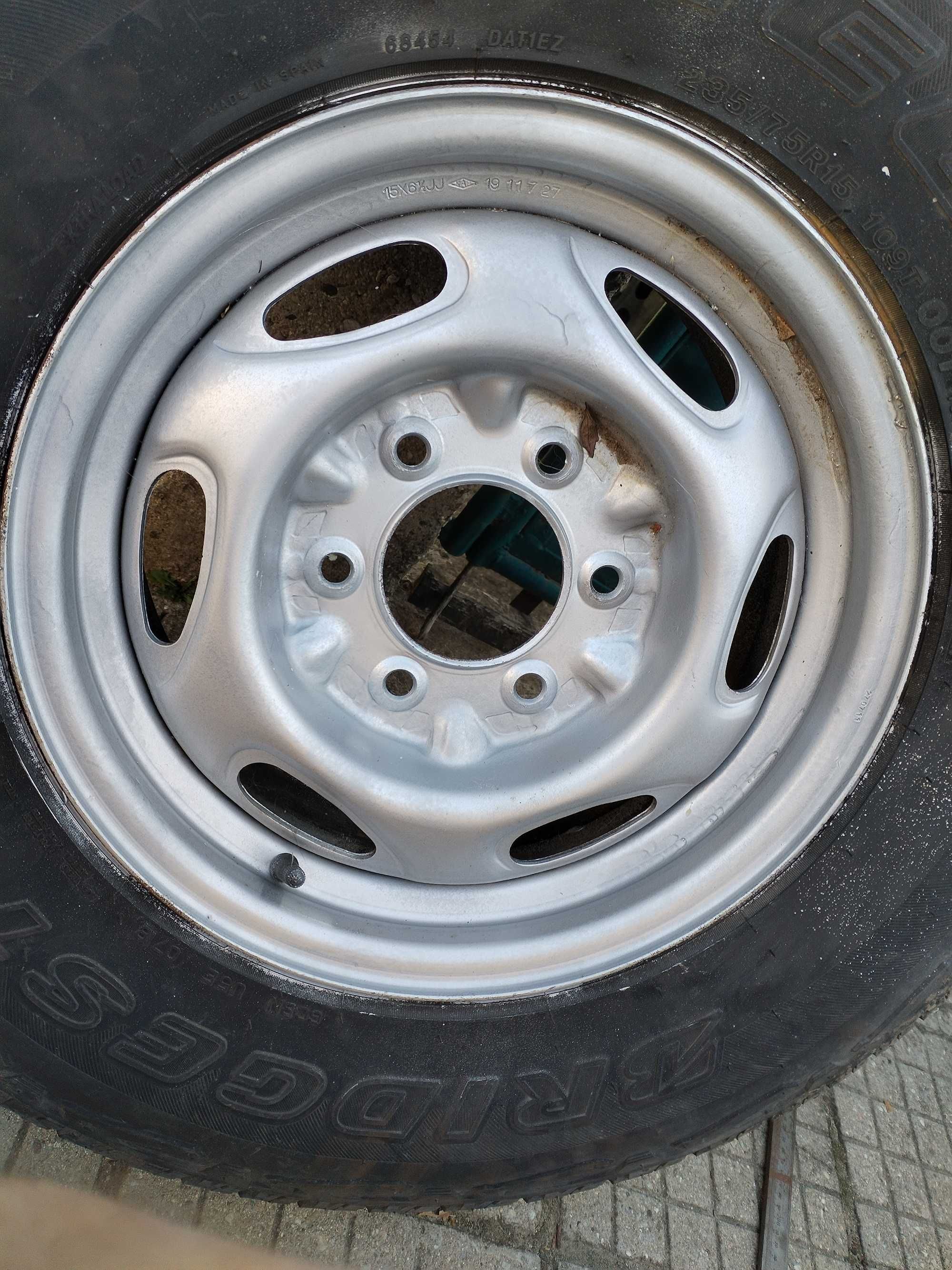 Ford Ranger джанти с гуми в много добро състояние