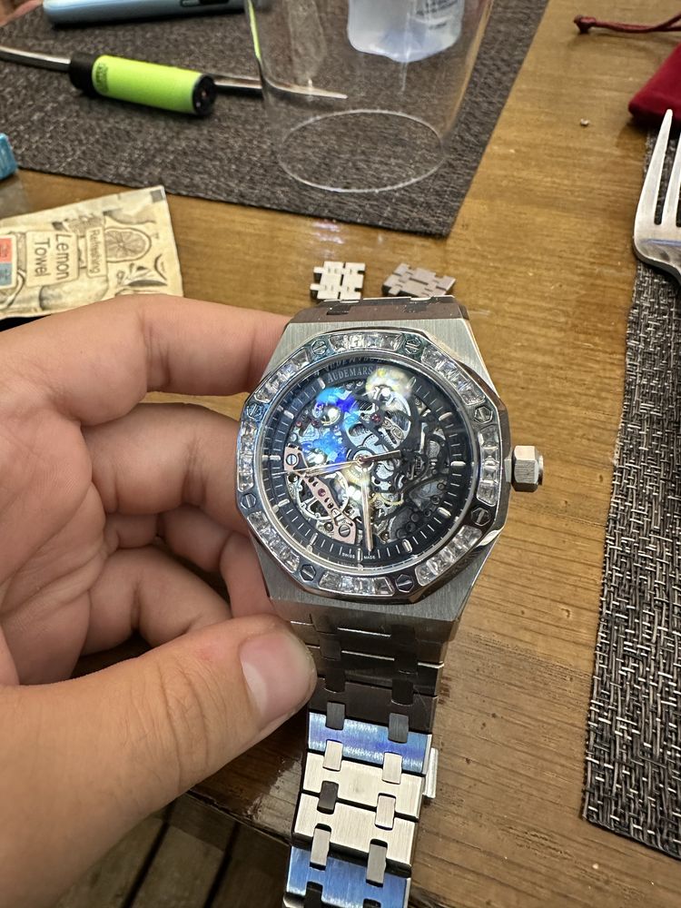 Audemars Piguet Skeleton с Камъни