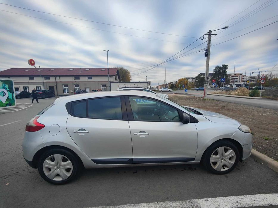 Renault Megane 1.5 dCi 90 cai - 2012