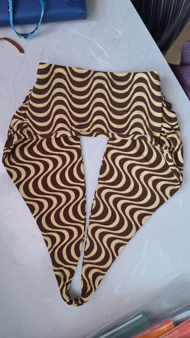 Летен топ с гол гръб NewYorker