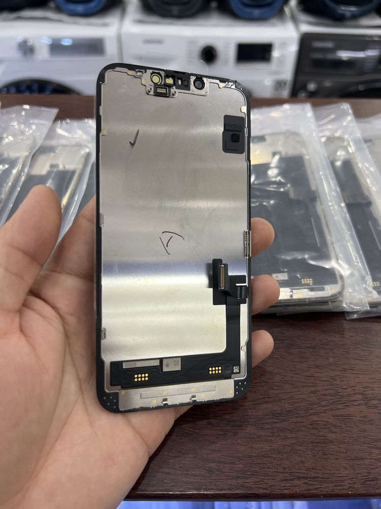 Ekran ( displey ) iPhone madellariga orginal zavod