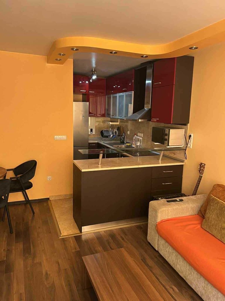 Дава се под наем Двустаен апартамент в София, Бъкстон - 52 кв.м за 550 € - Снимка #3