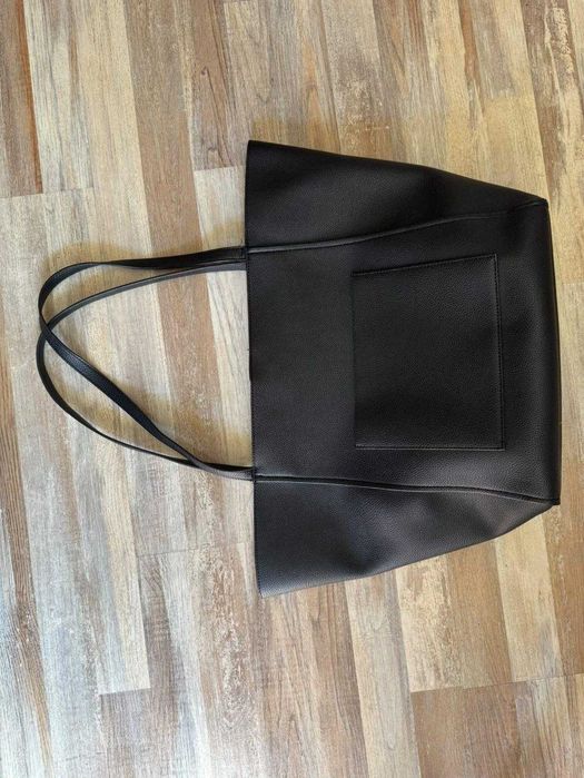 Елегантна черна дамска чанта