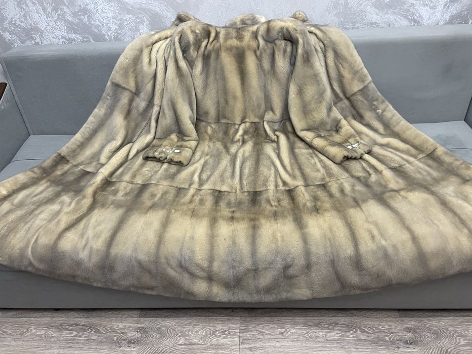 Норковая шуба, 50-56, Италия