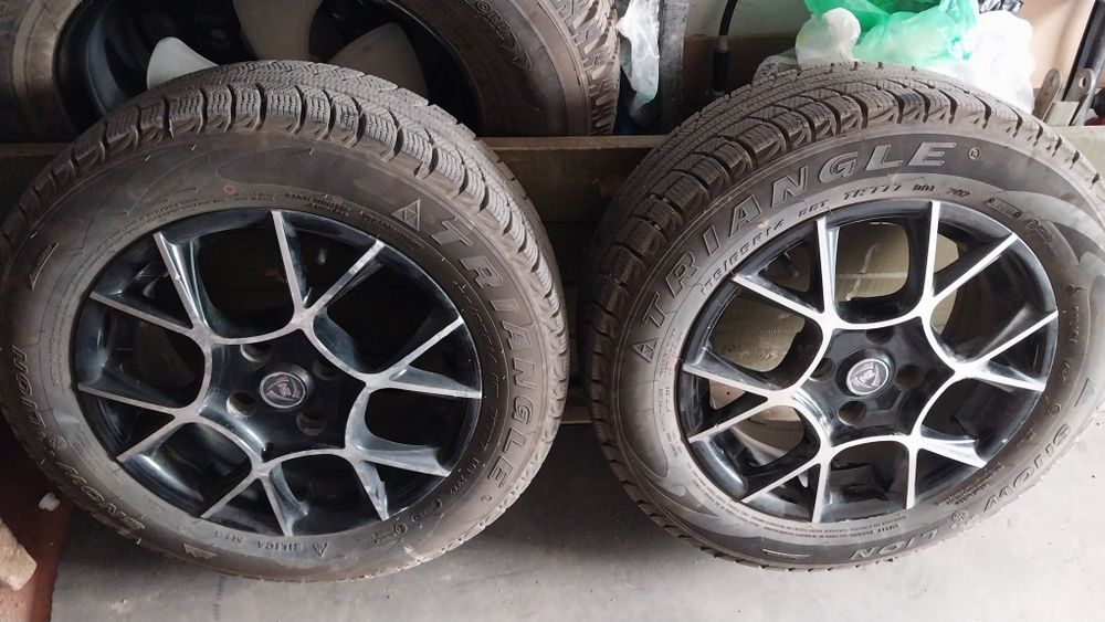 диски титан J6.5  4х98 R14  шины TRIANGLE SNOOW LION  175/65 R14 TR777
