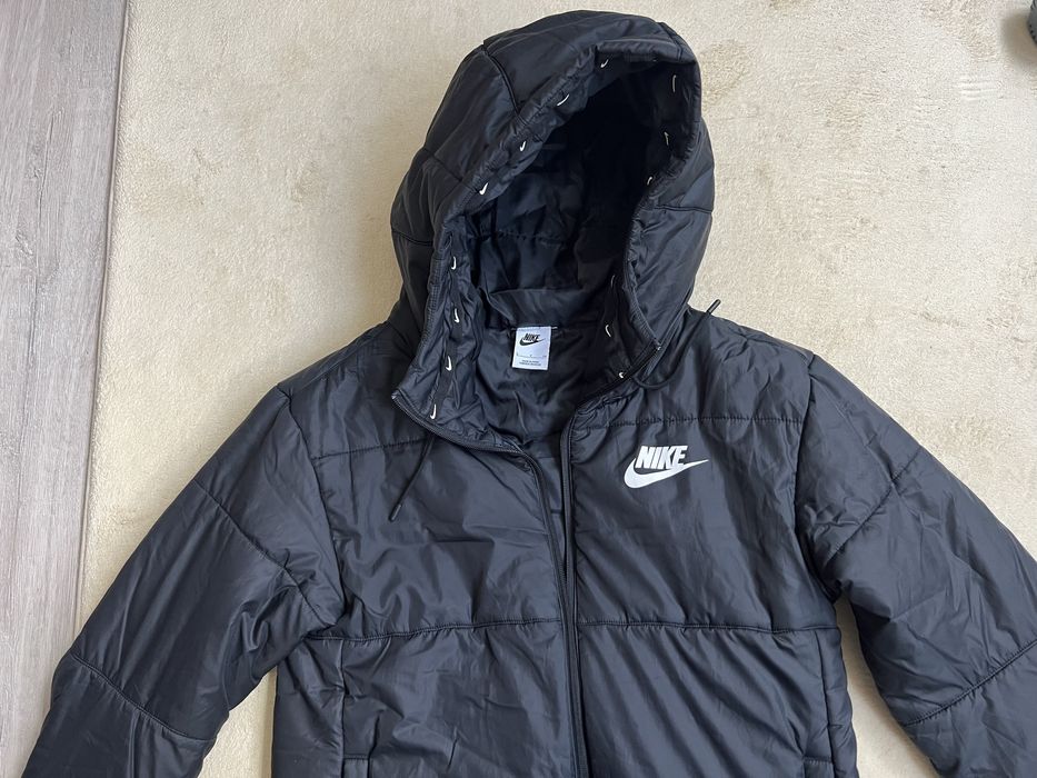 Зимно дълго яке Nike