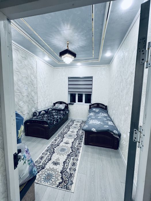 Жомбой центр Бохористон 44 чи Уй срочна сотилади