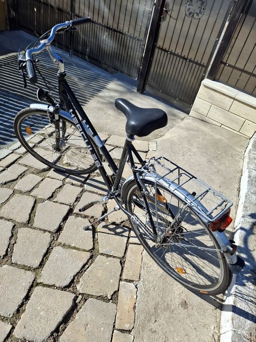 De vanzare ce se vede in poze