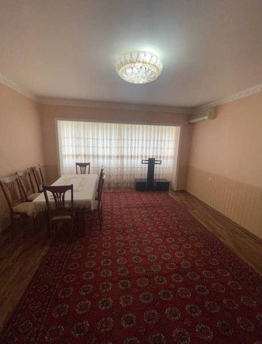 Просторная 3 - комнатная с ремонтом и мебелью, Алмазарский район