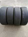 Vând 4 anvelope vară dunlop 215.60.17
