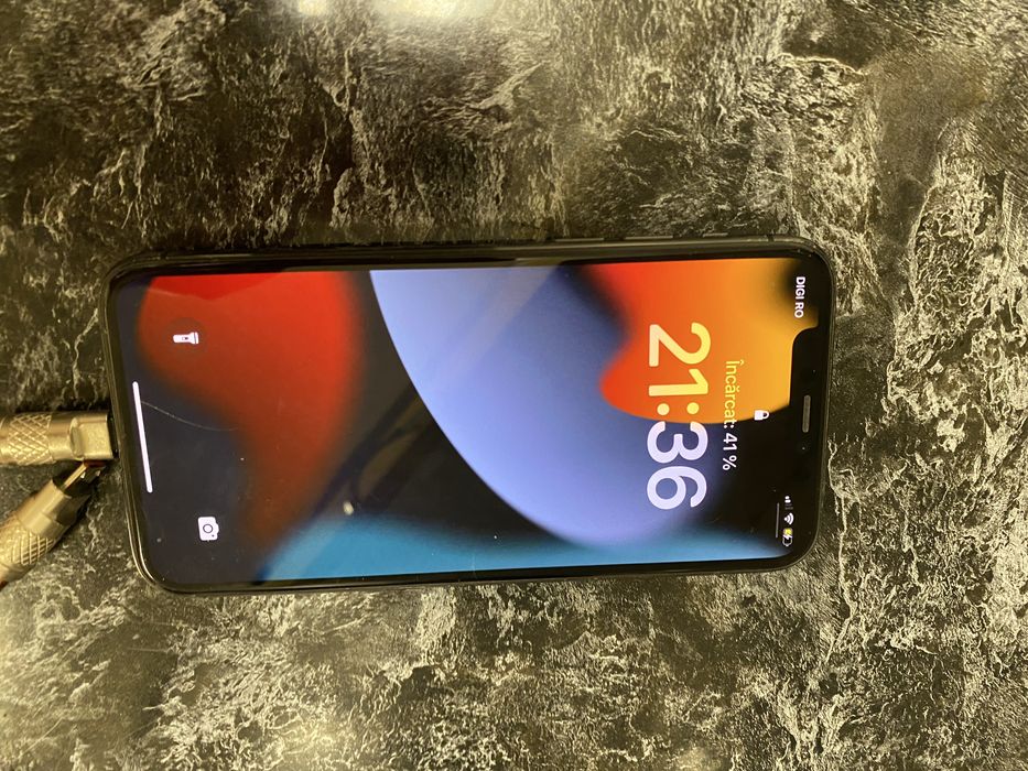 Iphone 11 pro vand urgenr