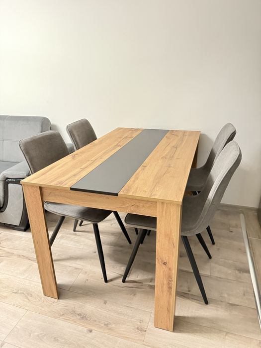 Маса за трапезария