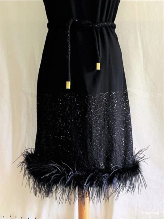 Официална рокля Roberto  Cavalli  с щраусови пера