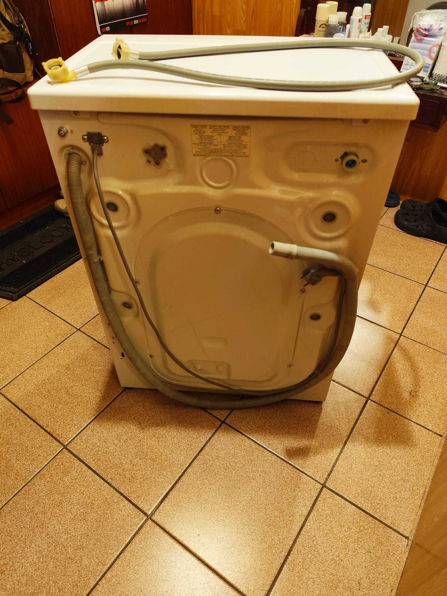 Пералня Beko слим, модел WTE6612BS