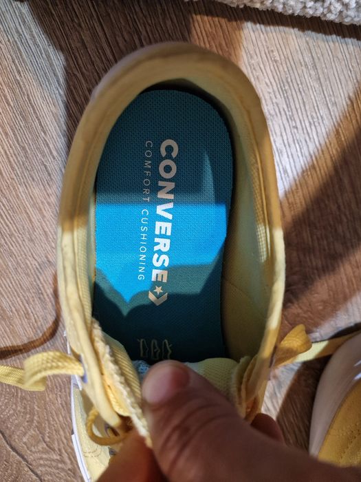 Tenesi Noi Converse