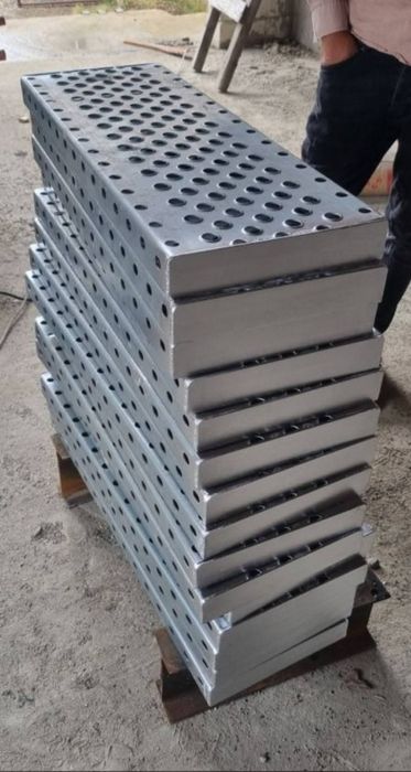 Rigole zincate pentru scări