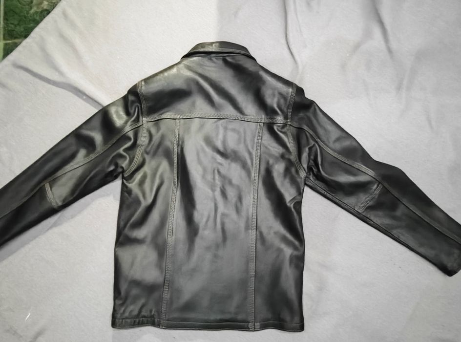 Geacă piele naturala ( nou nouță, M)