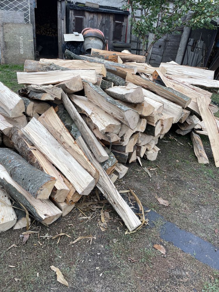Vindem lemne de foc de cea mai bună calitate la cel mai mic preț