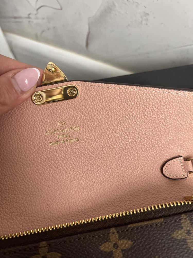 Чанта Louis Vuitton