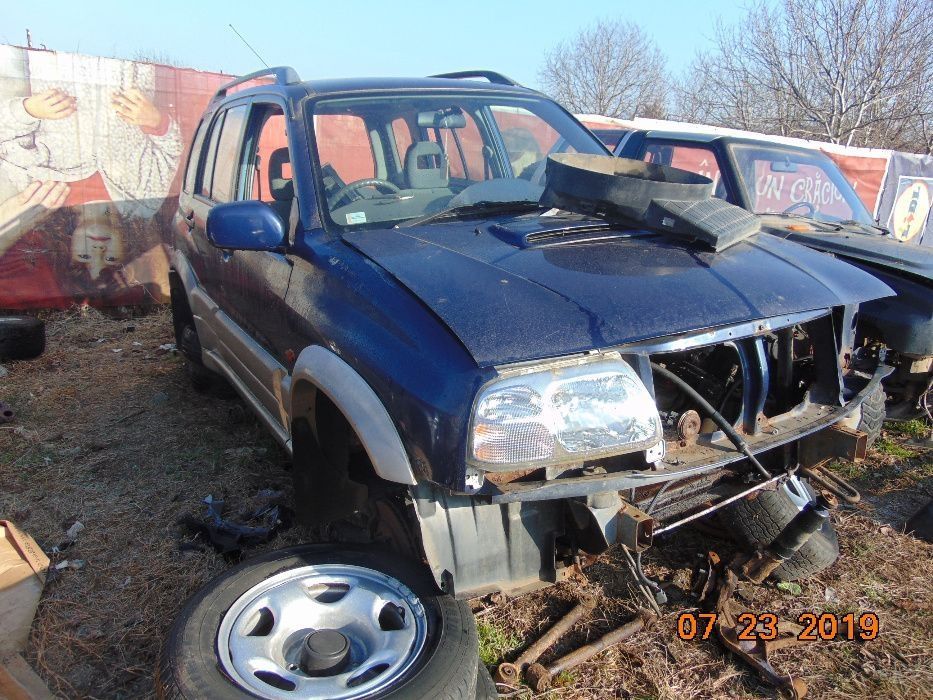 Dezmembrez Suzuki Grand Vitara 2.0hdi cutie motor planetara usa far
