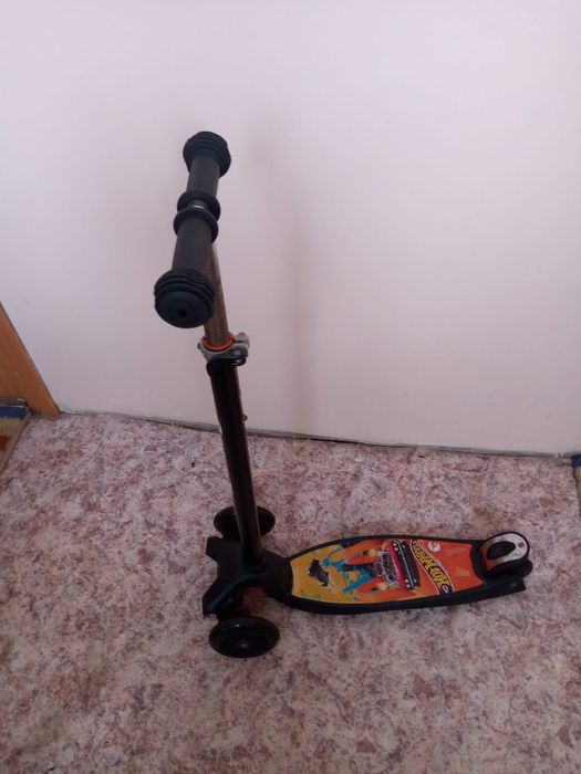 Продам подростковый самокат за 10000тг