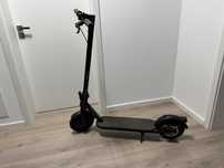Trotineta electrica XIAOMI Scooter 4, 10 inch, pliabila, negru