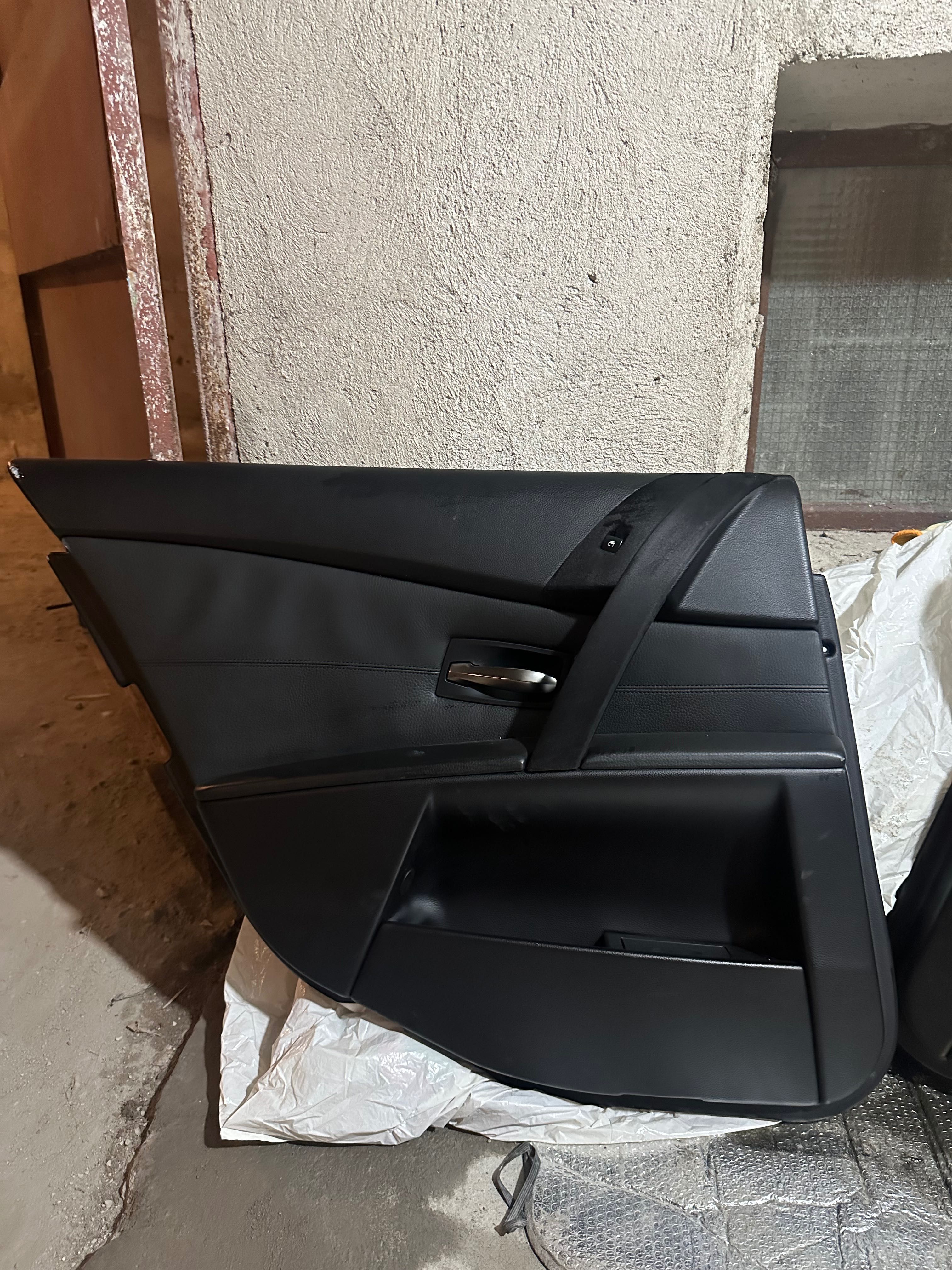 Преди Фейс Кори Оборудвани за BMW E60 2004година