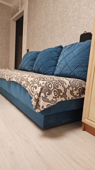 Продам шкаф и диван