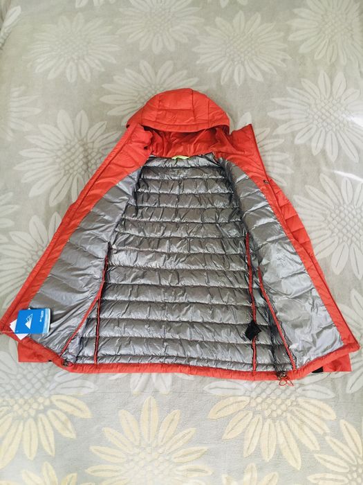 Оригинальный пуховик изUSA COLUMBIA яркокрасный цвет подарок бесплатно