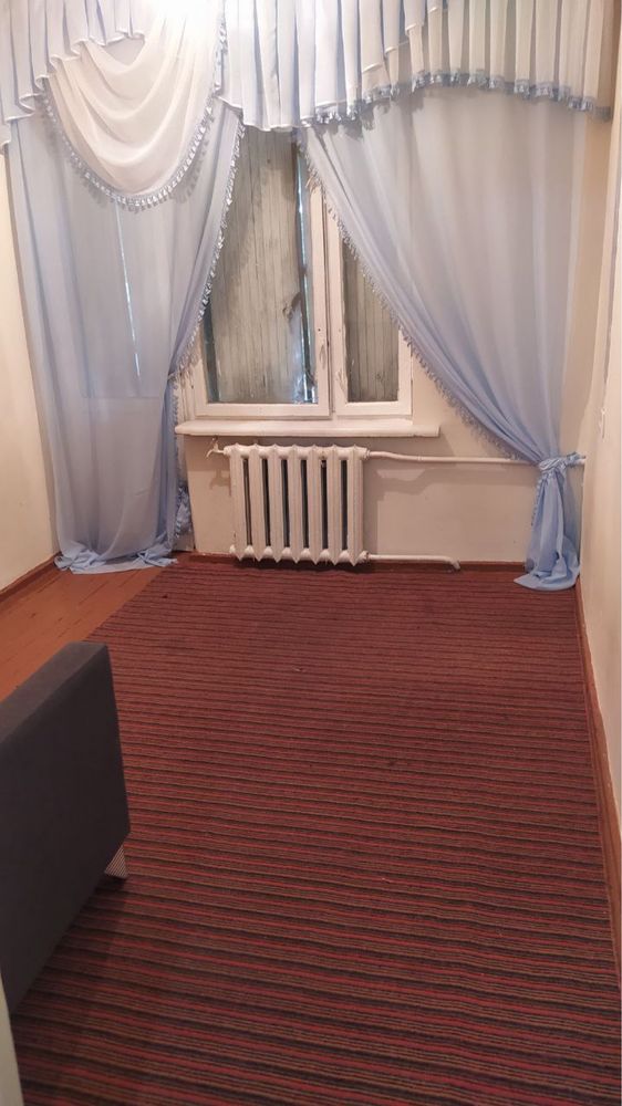 Bodomzorda arendaga 2 ta uy bor studentam qoyiladi
