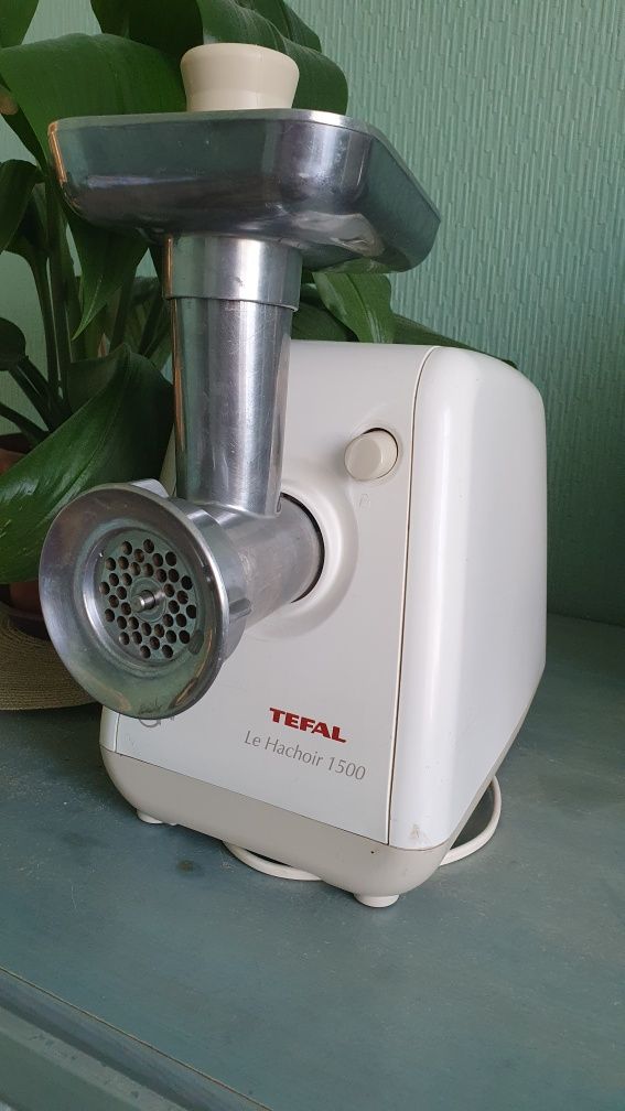 Мясорубка Tefal в отличном состоянии