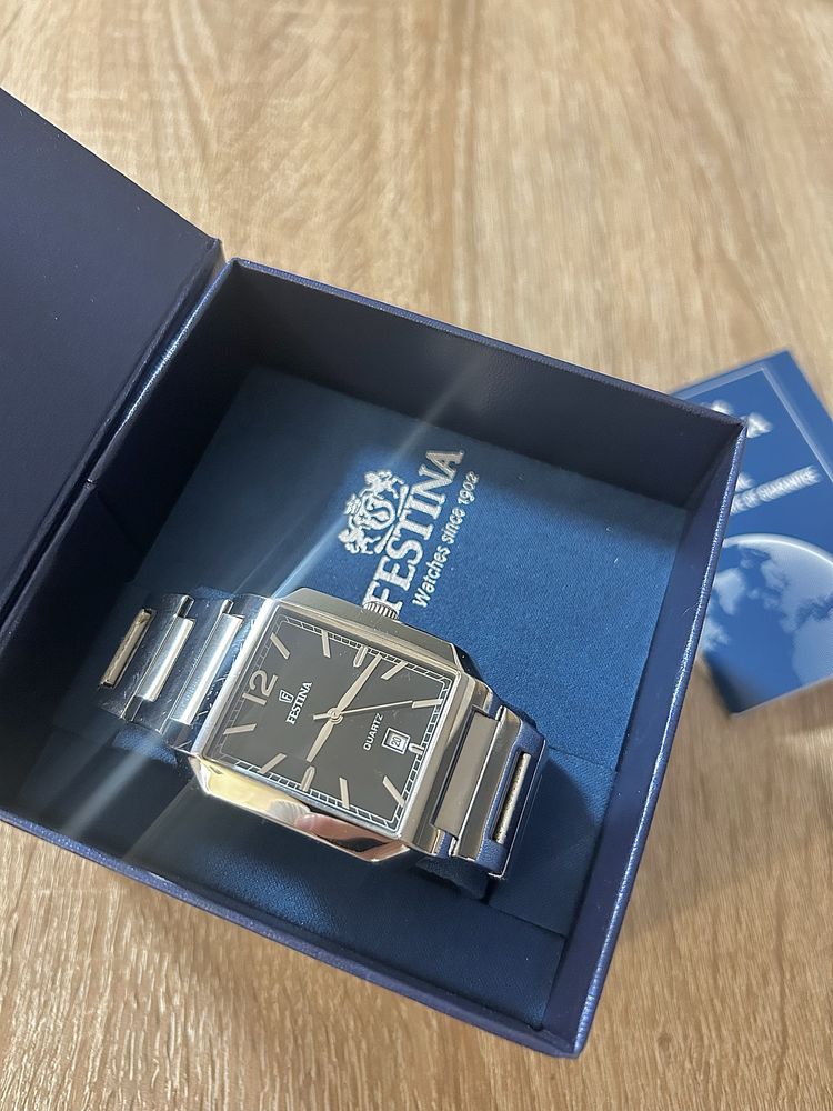 Мъжки часовник Festina + 2 год. гаранция