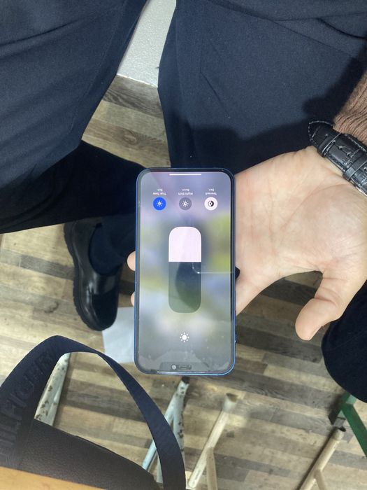 Iphone 12 aybi yoq emks 88 hotira 64 abmen benzilik skuter ga