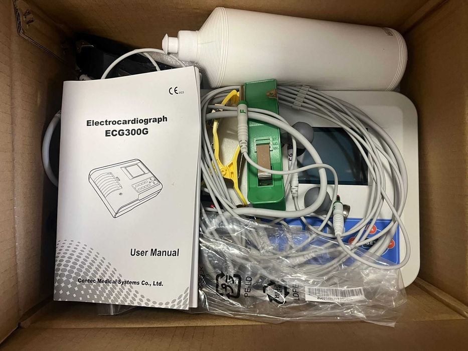 ECG - EKG Electrocardiograf Contec 300G - NOU