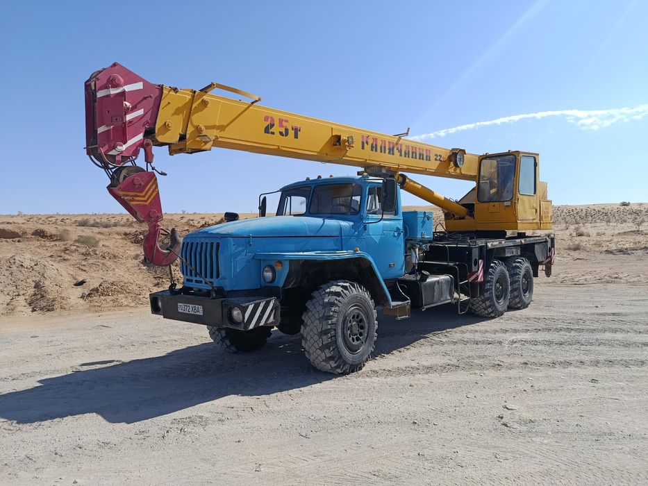 Урал кран сотилади хамма жойи ишлайди капитални римонтдан чикди.