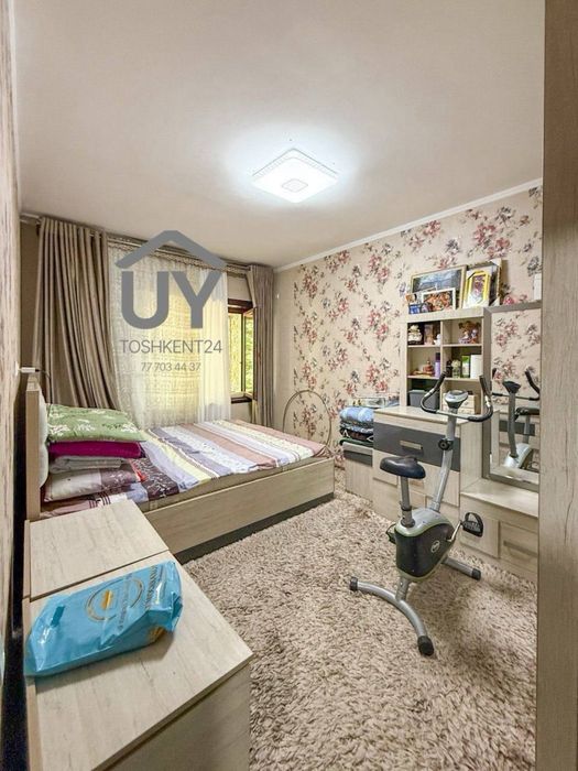 3 комнатная на Максим Горького кирпич