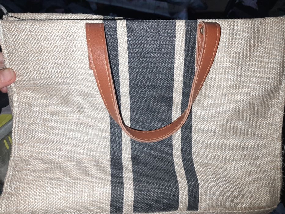 Отдам сумку женскую