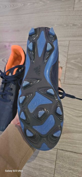 Обувки за футбол Адидас