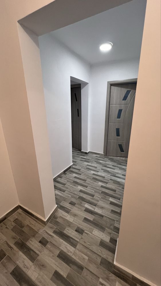 Proprietar vand apartament