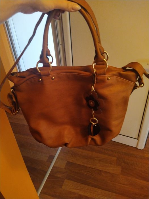 Дамски чанти различни модели